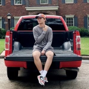 Meet your Posher, Blake